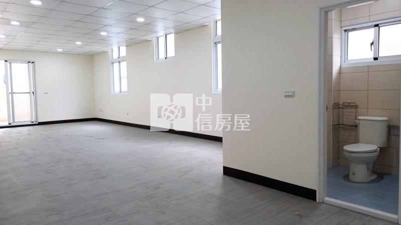 和善街邊間38坪鑫店住房屋室內格局與周邊環境