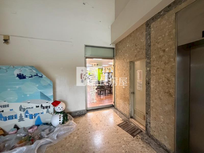 安平河岸美套房房屋室內格局與周邊環境