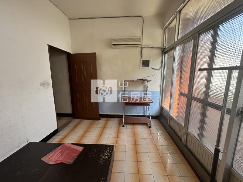 奇美博物館需整修之透天房屋室內格局與周邊環境