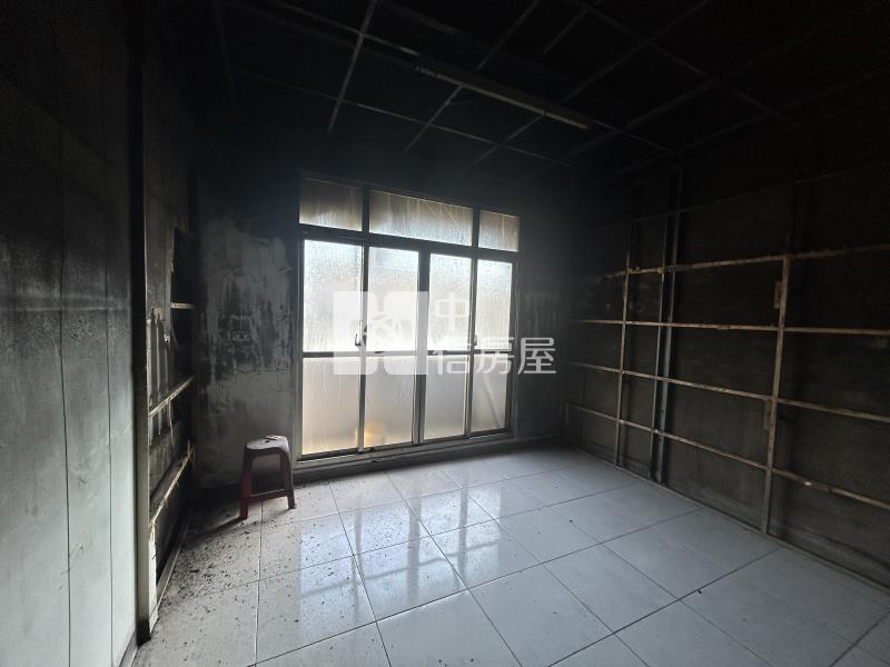 奇美博物館需整修之透天房屋室內格局與周邊環境