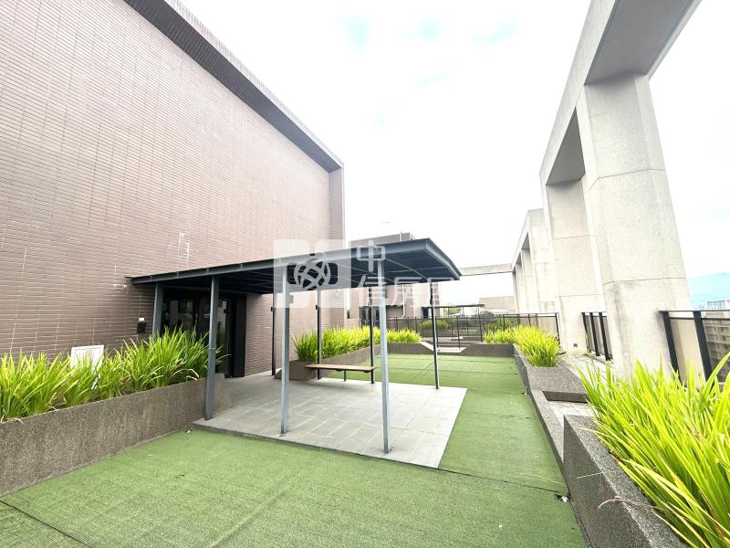 (鉅虹曙光之旅一期)新光特區朝南三房平車美屋房屋室內格局與周邊環境