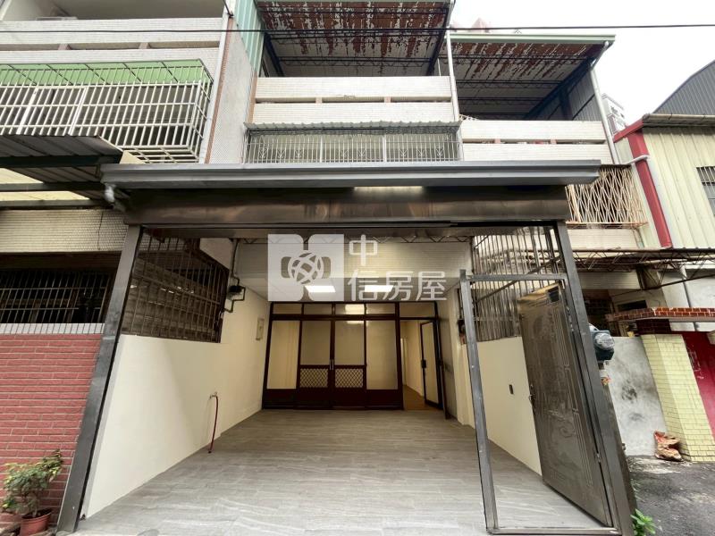 一手屋主重新整理東山商圈車庫美透天房屋室內格局與周邊環境