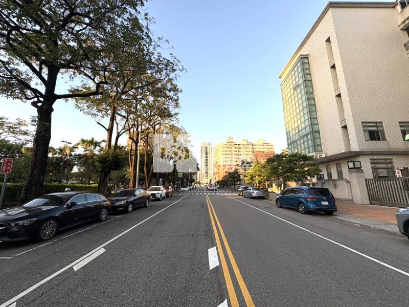 旅順路美裝潢樓店房屋室內格局與周邊環境