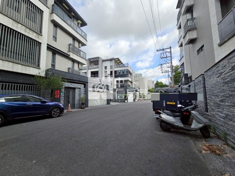 善化市心輕齡美車墅房屋室內格局與周邊環境