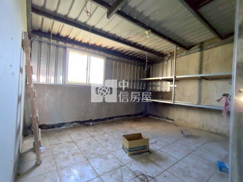 桃園中路旁地連天大別墅房屋室內格局與周邊環境