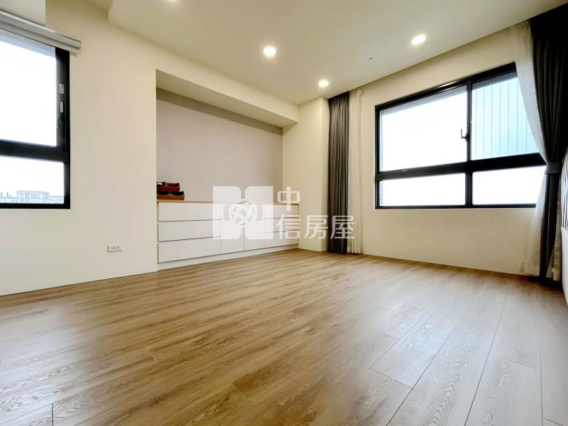 馬偕培英景觀4改3房平車房屋室內格局與周邊環境