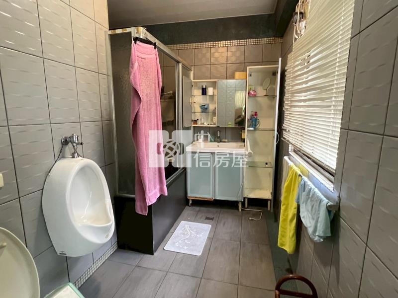 ●山林松境車庫透天房屋室內格局與周邊環境