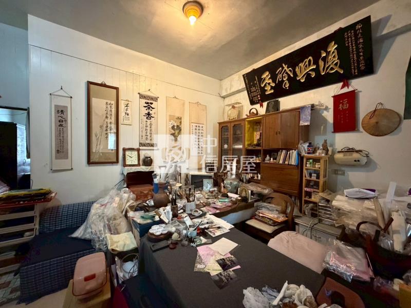 文化中心大坪數店住房屋室內格局與周邊環境