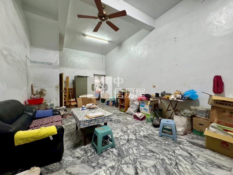 南投近僑建國小臨路透天房屋室內格局與周邊環境