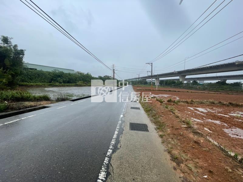 專任合圳北路二段大面寬稀有農地房屋室內格局與周邊環境