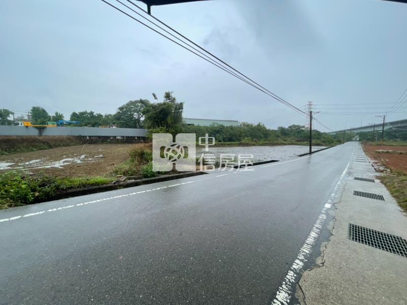 專任合圳北路二段大面寬稀有農地房屋室內格局與周邊環境