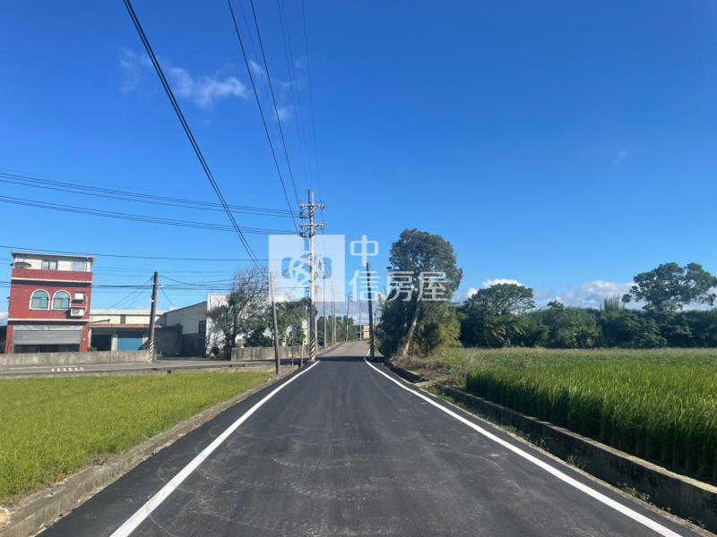 新屋區保安路雙面臨路美農地房屋室內格局與周邊環境