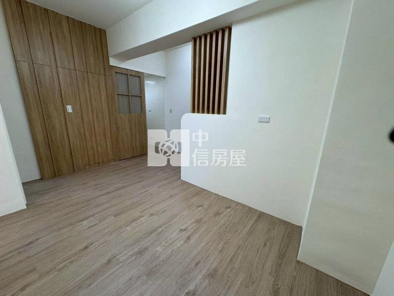 忠貞市場電梯漂亮2房(中信卓越團隊)房屋室內格局與周邊環境