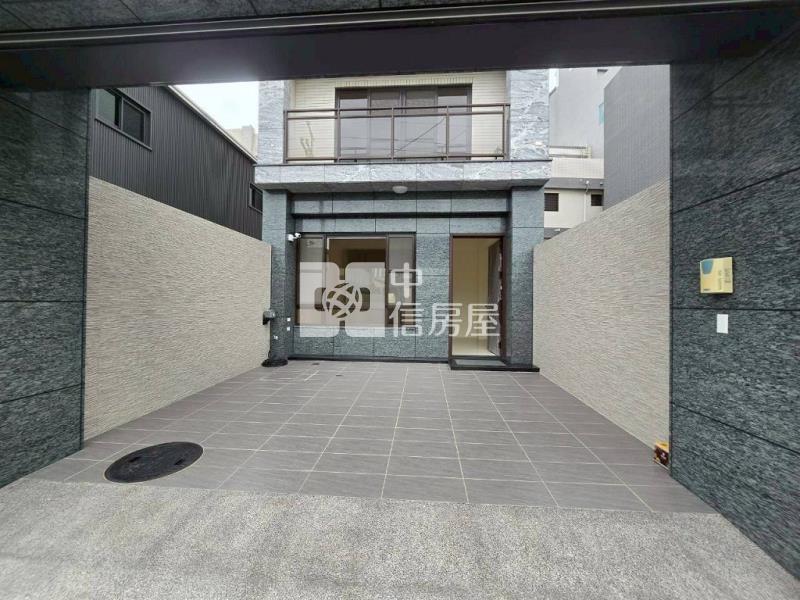 台中潭子獨棟電梯別墅(中信卓越團隊)房屋室內格局與周邊環境