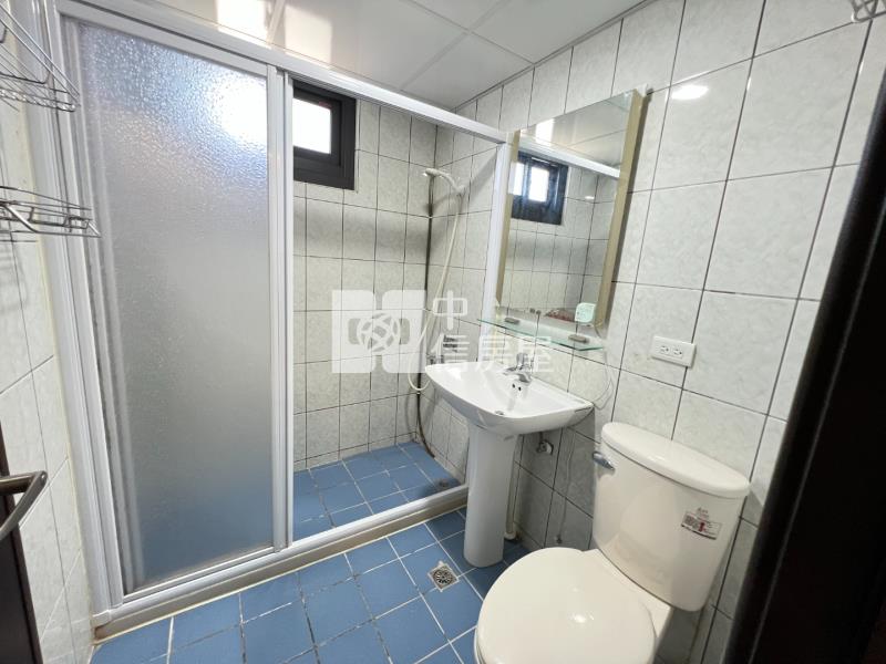 竹北電梯精美大四房房屋室內格局與周邊環境