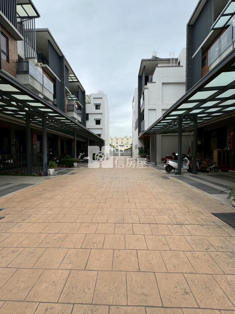 草屯完整學區輕屋齡透天房屋室內格局與周邊環境