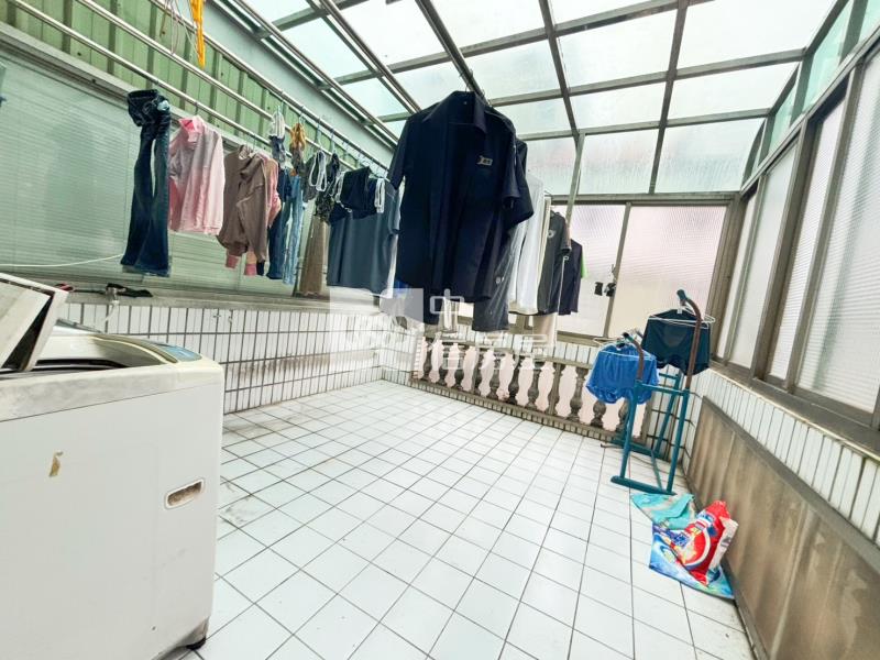 【奔馳】綠園山莊優質透天房屋室內格局與周邊環境