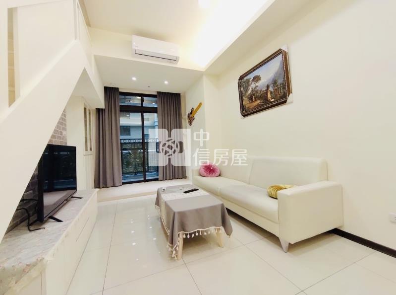 微笑世紀雲品邊間裝潢戶房屋室內格局與周邊環境