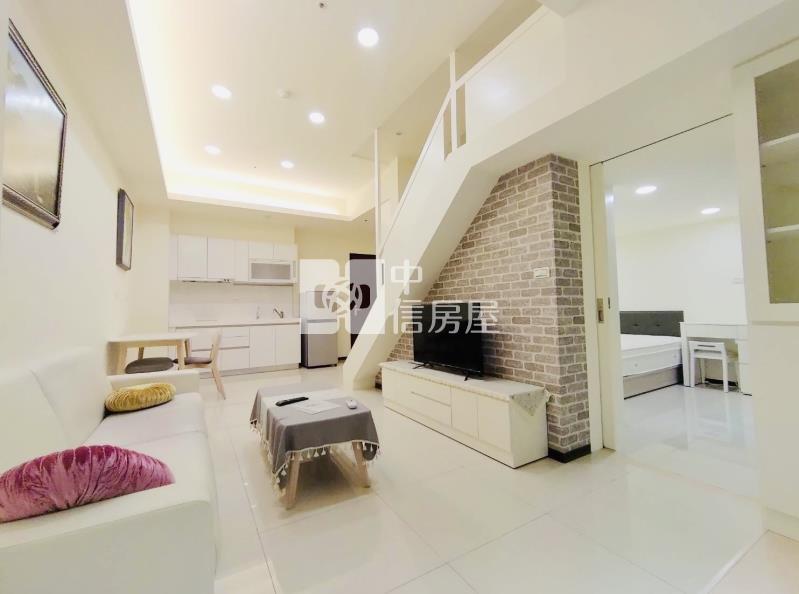 微笑世紀雲品邊間裝潢戶房屋室內格局與周邊環境