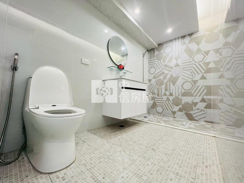 港坪公園3+1房美華廈房屋室內格局與周邊環境