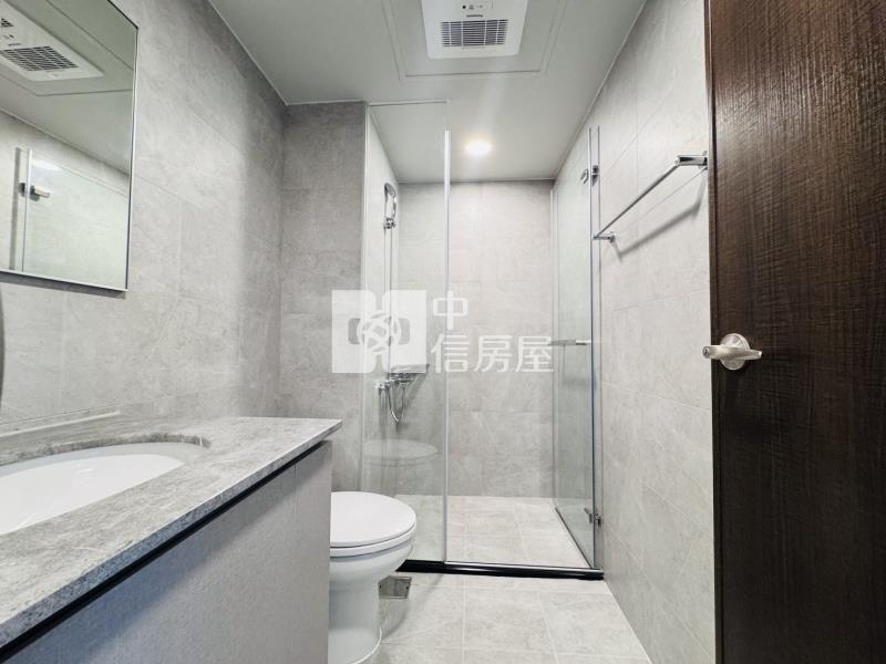 中洲向山氣派3房平車大樓房屋室內格局與周邊環境