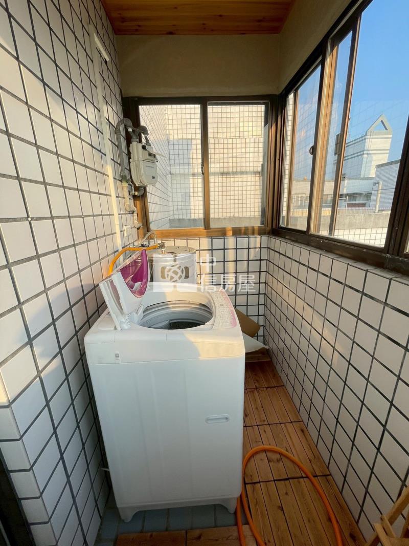 鎮南國小旁景觀三房房屋室內格局與周邊環境