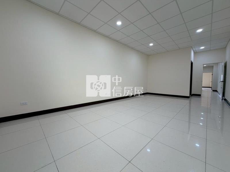 萬巒整新雙車孝親透天房屋室內格局與周邊環境