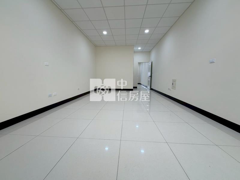 萬巒整新雙車孝親透天房屋室內格局與周邊環境