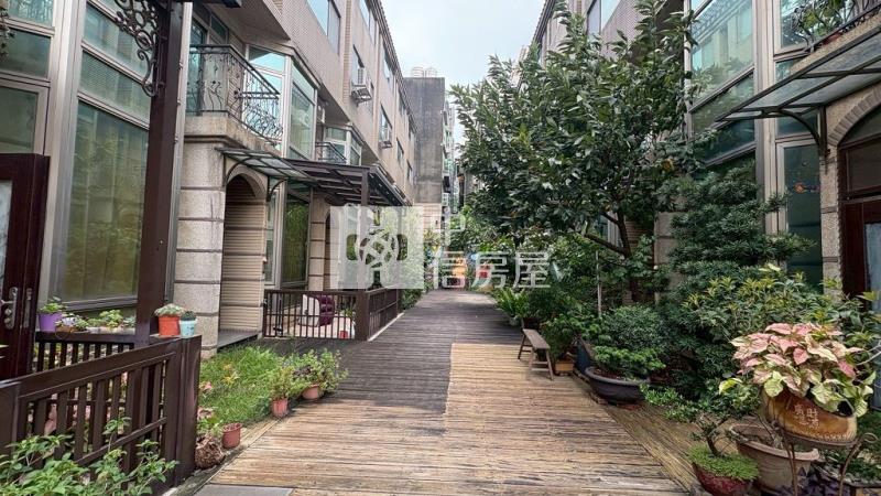 內壢長春商圈邊間別墅(中信卓越團隊)房屋室內格局與周邊環境