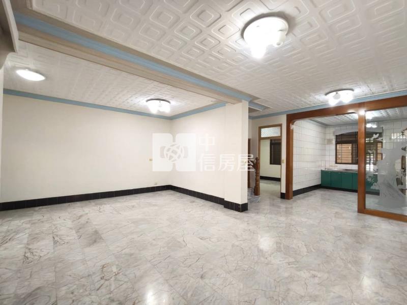 斗六警民街大地坪美別墅房屋室內格局與周邊環境