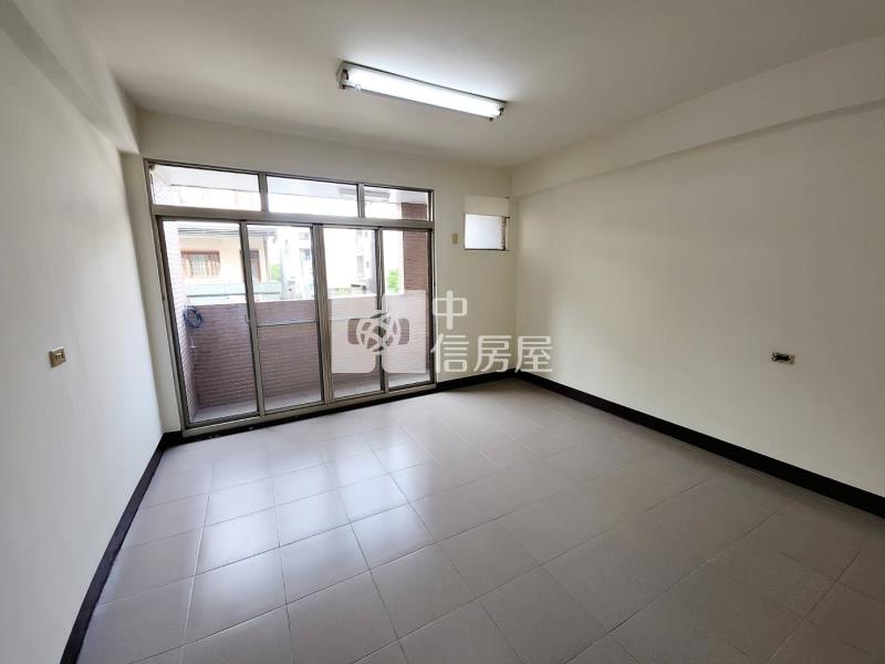 正富林路店面房屋室內格局與周邊環境