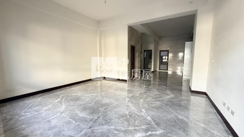 新平國小全新5房車庫電梯別墅房屋室內格局與周邊環境