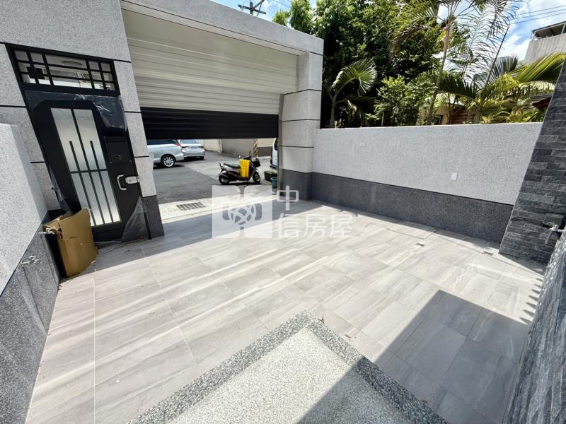 新平國小全新5房車庫電梯別墅房屋室內格局與周邊環境