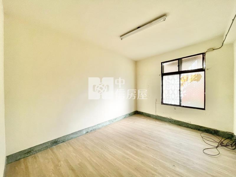 國強街大地坪獨棟透天房屋室內格局與周邊環境