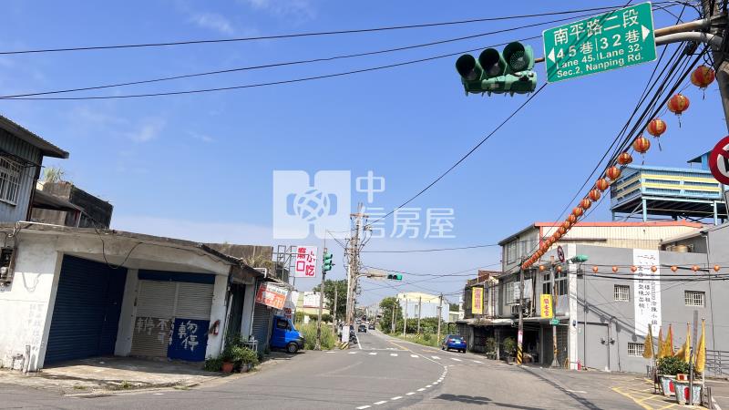 平鎮正南平路都內農房屋室內格局與周邊環境