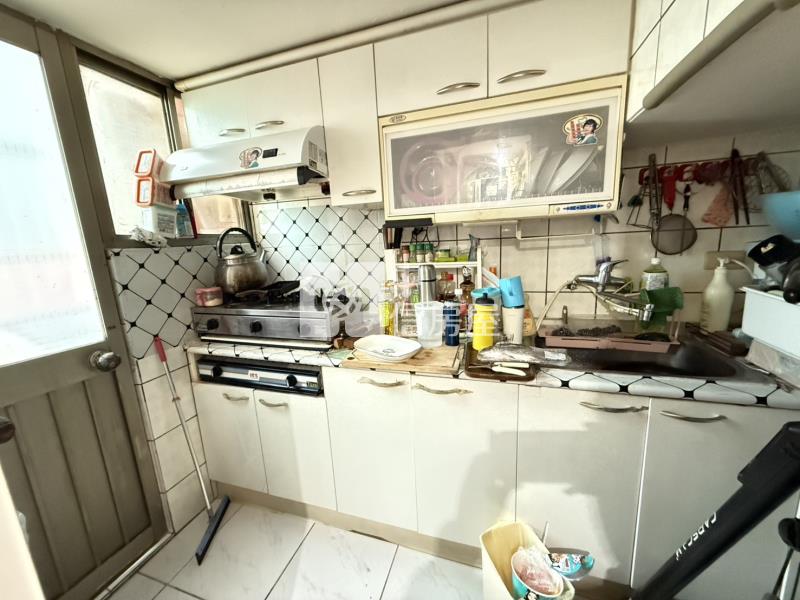 專-幼獅交流道低總價邊間2房車房屋室內格局與周邊環境