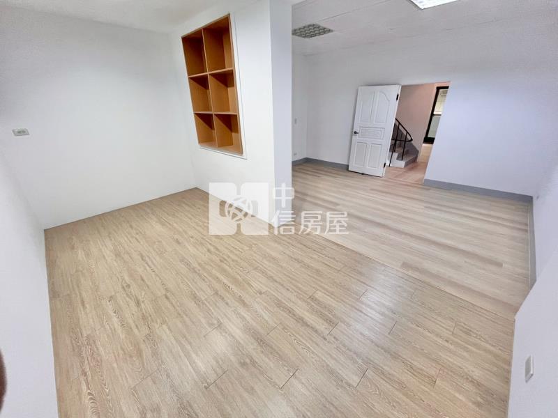 六六旁孝親房漂亮美透天房屋室內格局與周邊環境