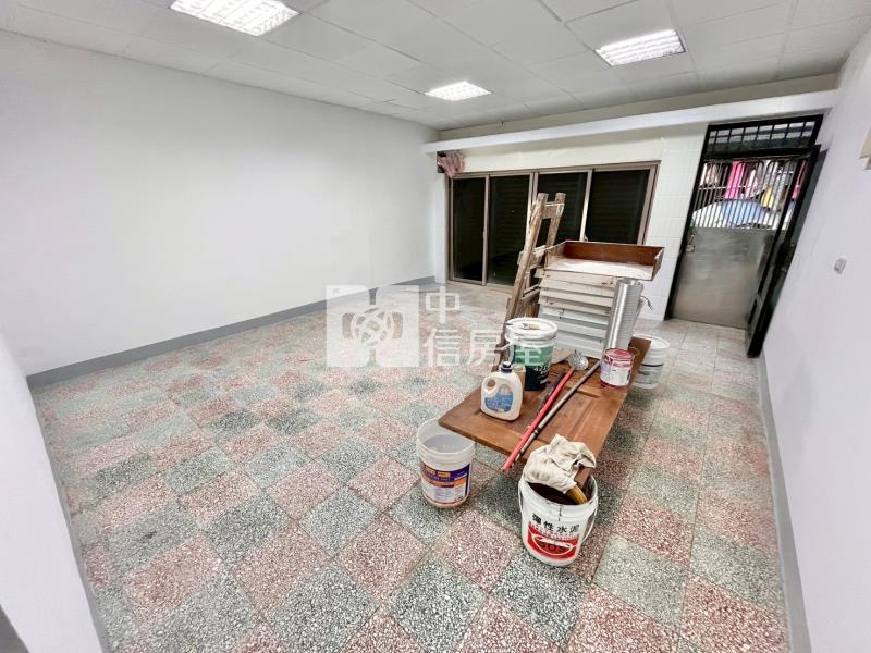 六六旁孝親房漂亮美透天房屋室內格局與周邊環境