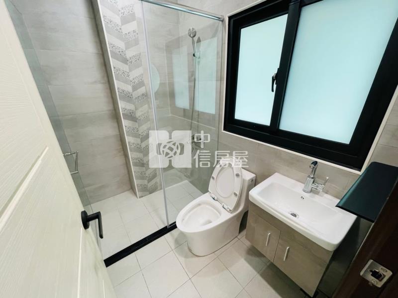 松竹商圈滿租電梯透套房屋室內格局與周邊環境