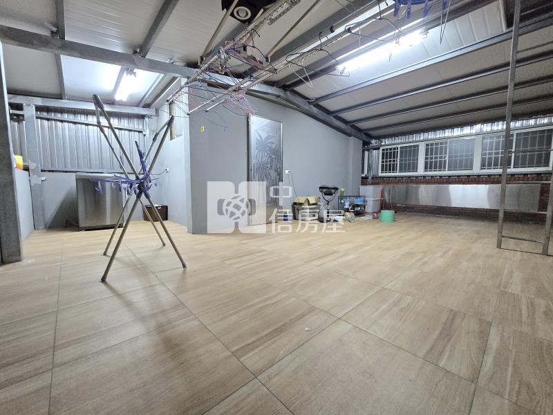 華勛市場~大面寬透天房屋室內格局與周邊環境