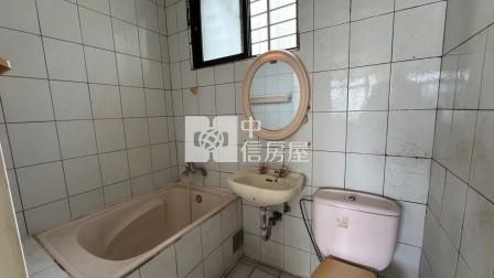 屏東房屋-長治面寬車庫超值別墅房屋室內格局與周邊環境