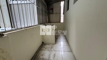 屏東房屋-長治面寬車庫超值別墅房屋室內格局與周邊環境