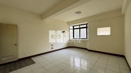 屏東房屋-長治面寬車庫超值別墅房屋室內格局與周邊環境