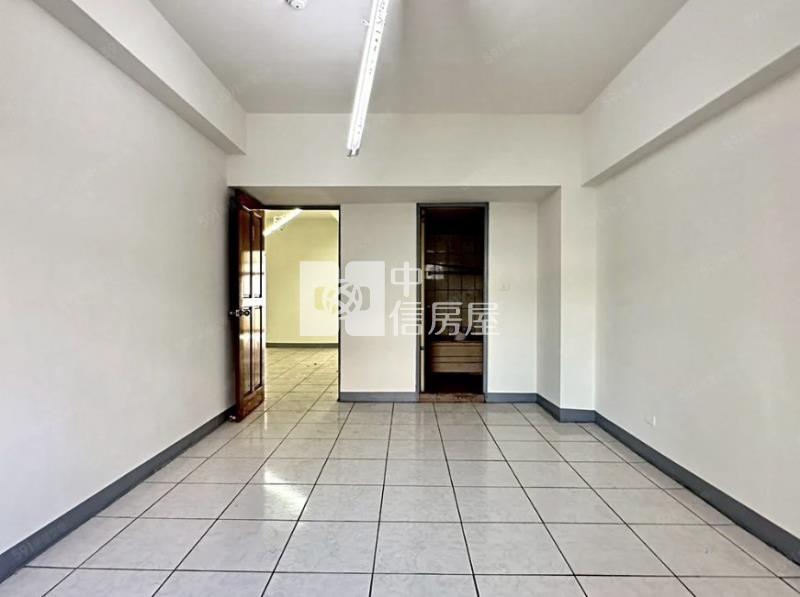 西區世華金融大樓教育大學旁3房房屋室內格局與周邊環境