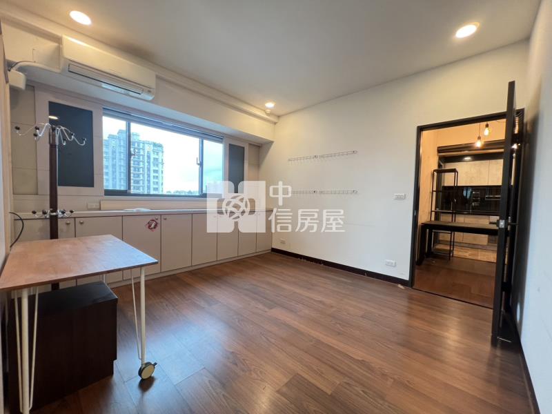 榮耀歐洲三房平車房屋室內格局與周邊環境