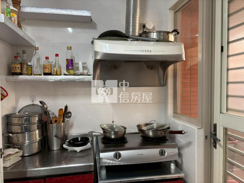 興業西路美華廈房屋室內格局與周邊環境