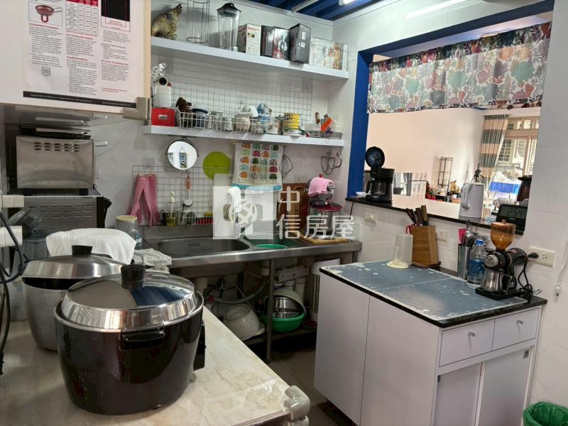 興業西路美華廈房屋室內格局與周邊環境