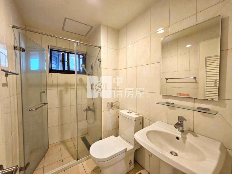 富旺天藍3+1房B1平車次頂樓房屋室內格局與周邊環境