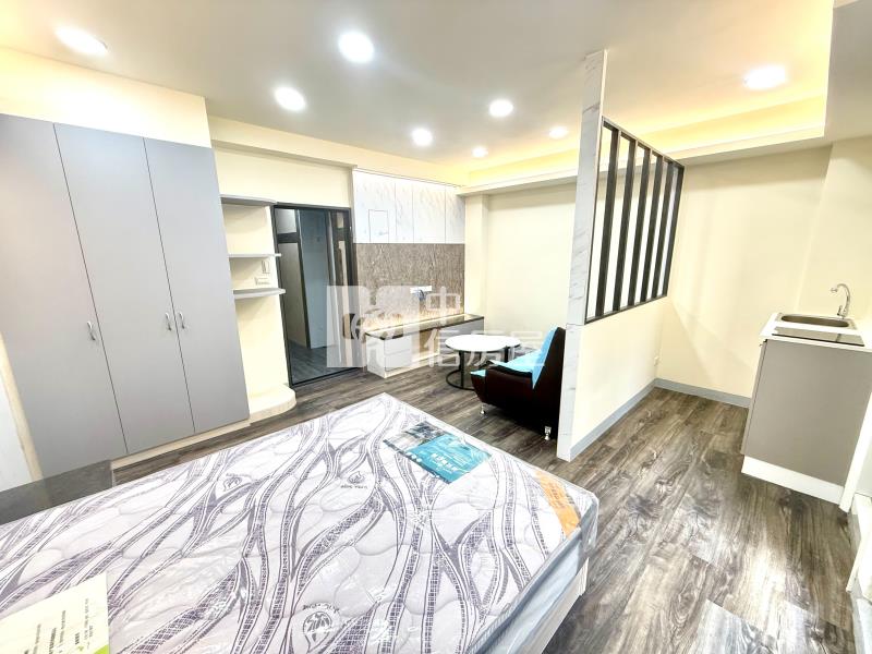 水湳經貿電梯收租聖品房屋室內格局與周邊環境