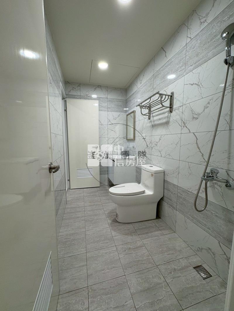 南勢平南國中整新美透天房屋室內格局與周邊環境